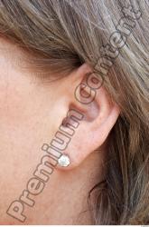 Ear Woman White Jewel Overweight